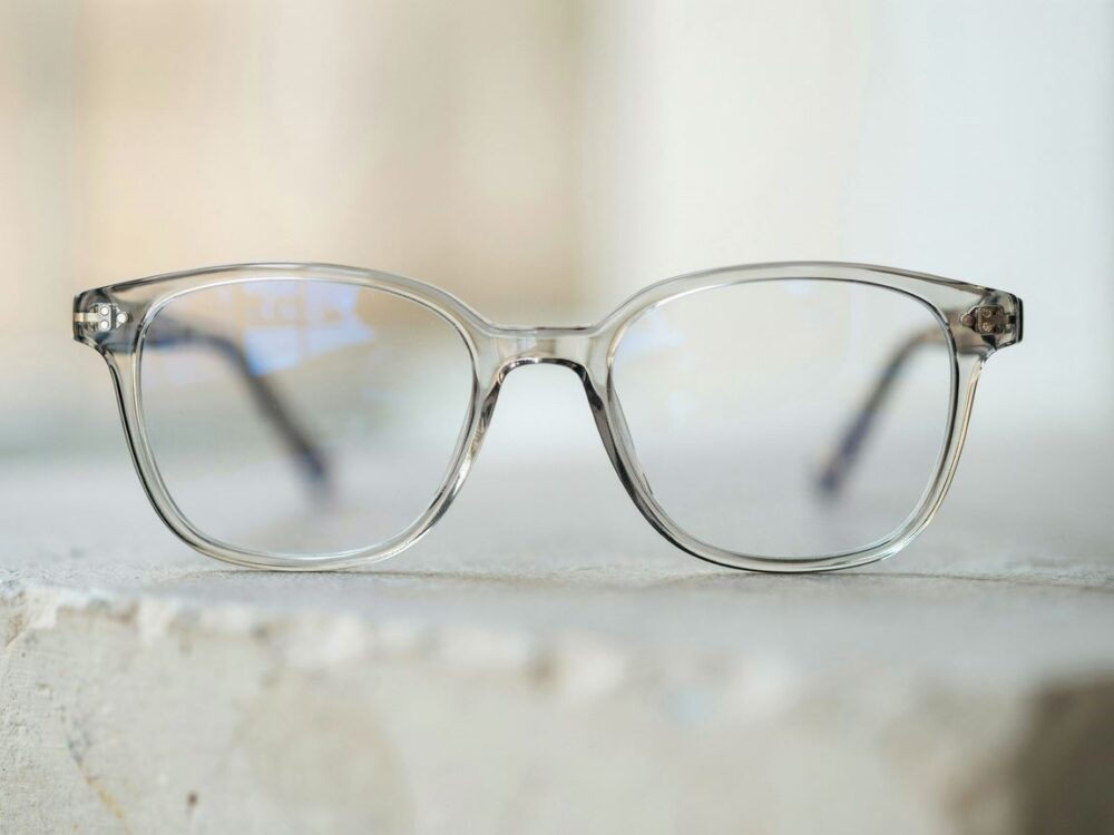 Okulary z soczewkami plastikowymi